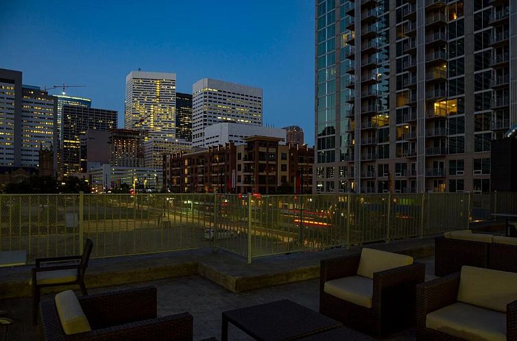 Holiday Inn Houston Downtown, an IHG Hotel