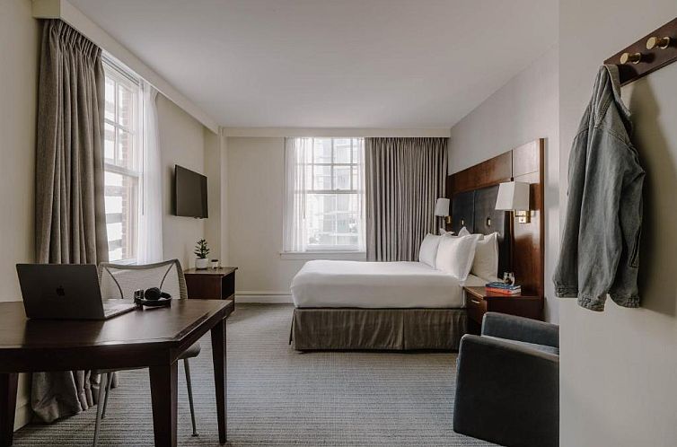 Club Quarters Hotel in Houston