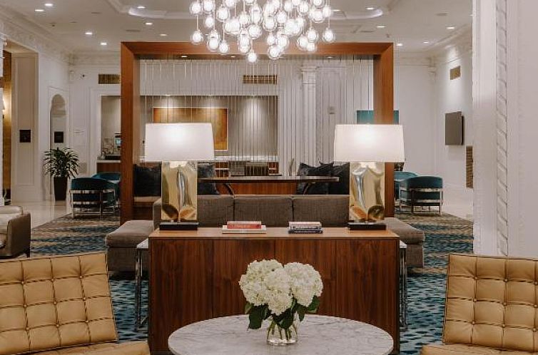 Club Quarters Hotel in Houston