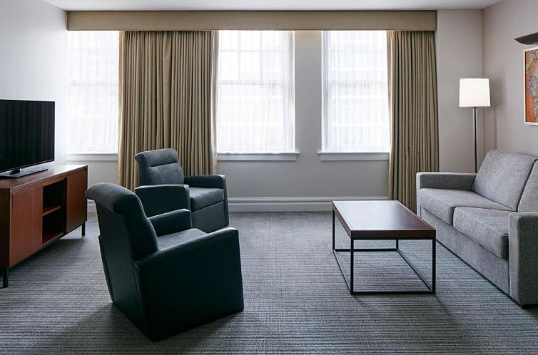 Club Quarters Hotel in Houston