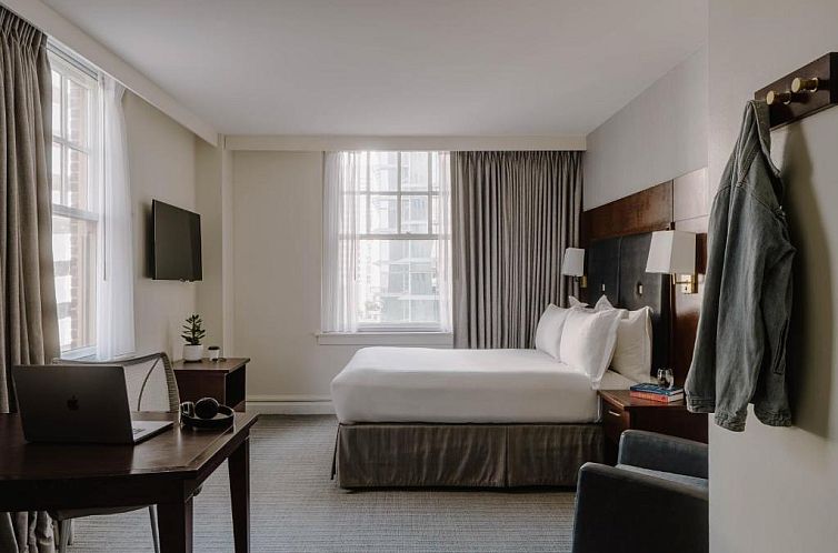 Club Quarters Hotel in Houston