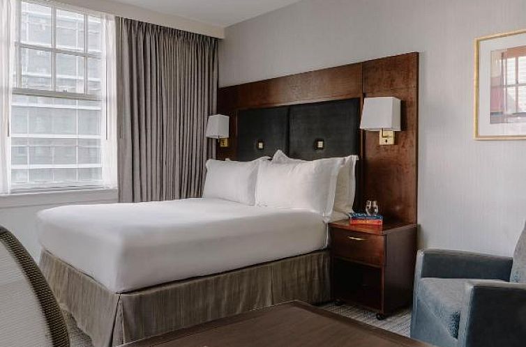 Club Quarters Hotel in Houston