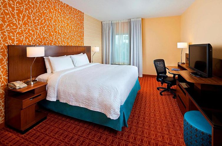 Fairfield Inn & Suites Houston Hobby Airport