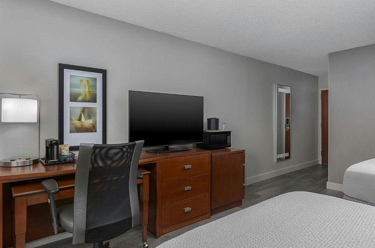 Courtyard Houston-West University