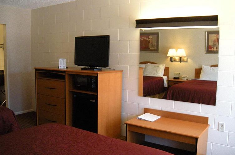 Motel West