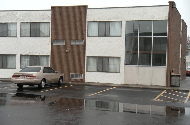 Motel West