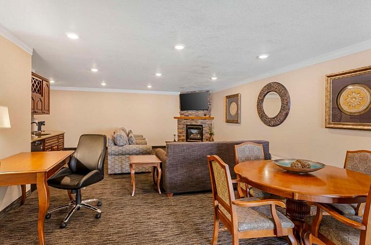 Best Western Landmark Inn