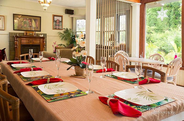 Aloha Junction Bed & Breakfast