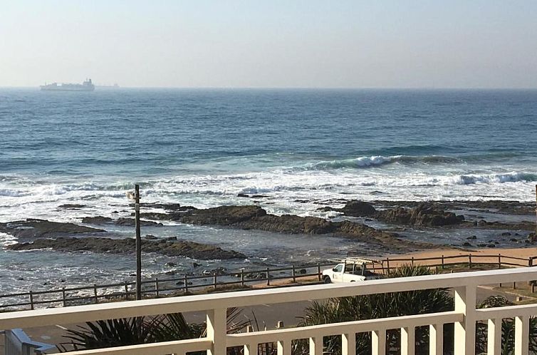 Fairlight Beach House