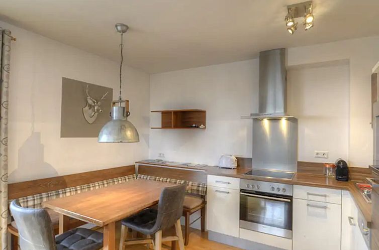 Ski &amp; Golf Apartment Top19