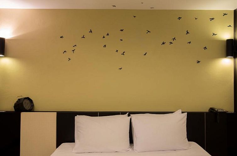 Pen Ta Hug Hotel