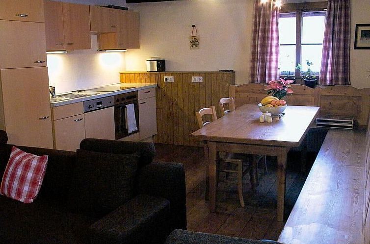 Appartement Erdgeschosswohnung in 320 Jahre altem Haus