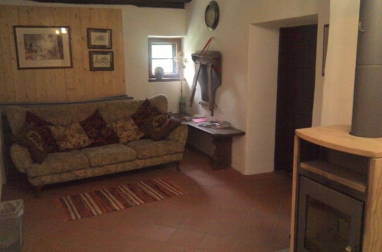 Appartement Erdgeschosswohnung in 320 Jahre altem Haus