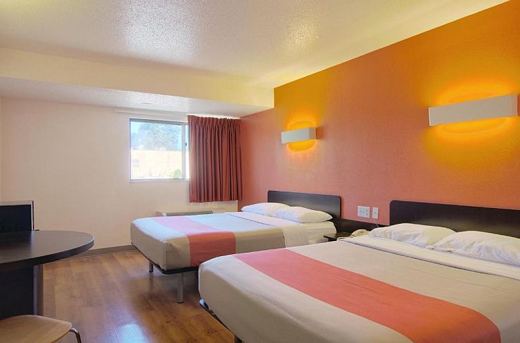 Motel 6-Piscataway, NJ