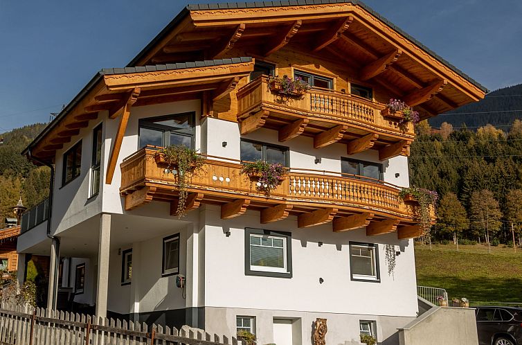 Guest house 1133350 - Apartment Salzburg - Appartement Neue Ferienwohnung in Mittersill mit Garten