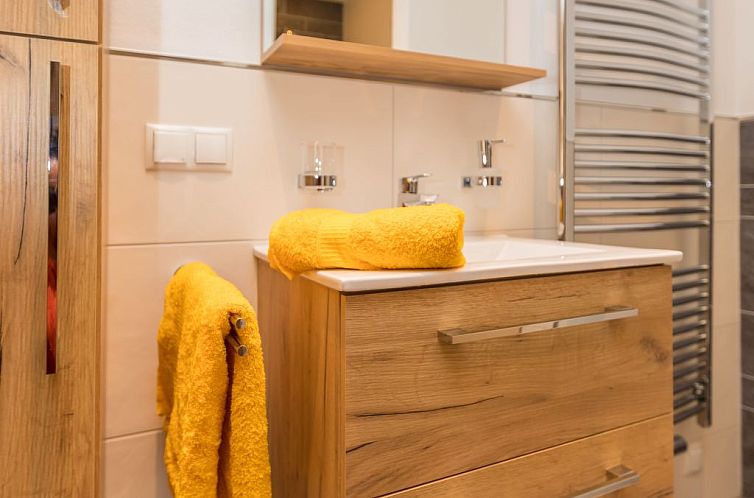 Appartement Neue Ferienwohnung in Mittersill mit Garten