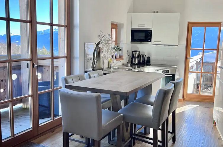 Penthouse JenSen SKI IN / SKI OUT