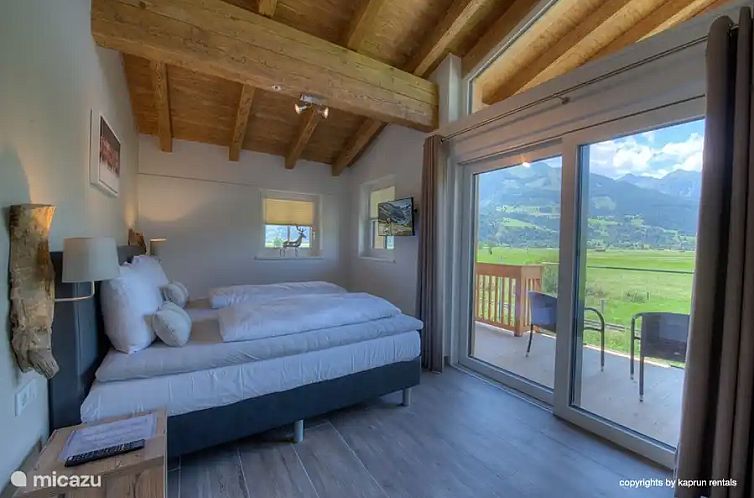 Deer and Dear Luxury Chalet, App. A