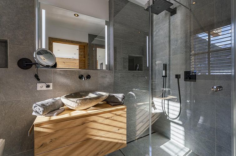 Haus am Hang