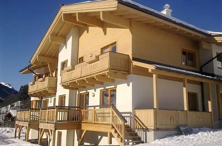 Panoramablick Hinterglemm SKI IN/OUT