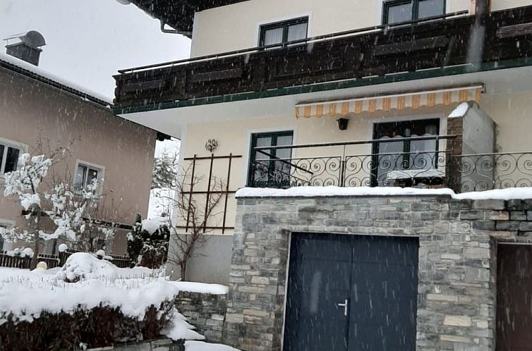 Vakantiehuis Haus Bernkogelblick in Goldegg