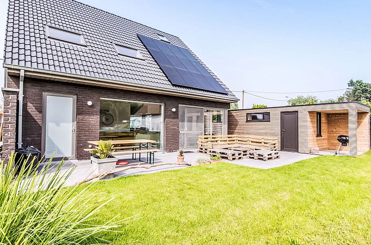 Ferienhaus Villa Vosseslag in De Haan an der belgischen Kueste mit grossem Garten und Terrasse, ideal fuer einen entspannten Aufenthalt.