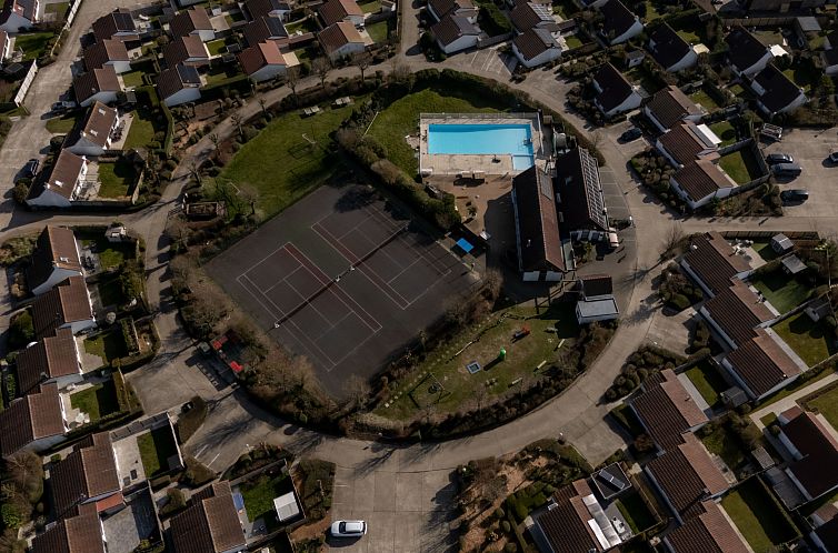 Vakantiehuis Polderhuis 78 parking and shared pool