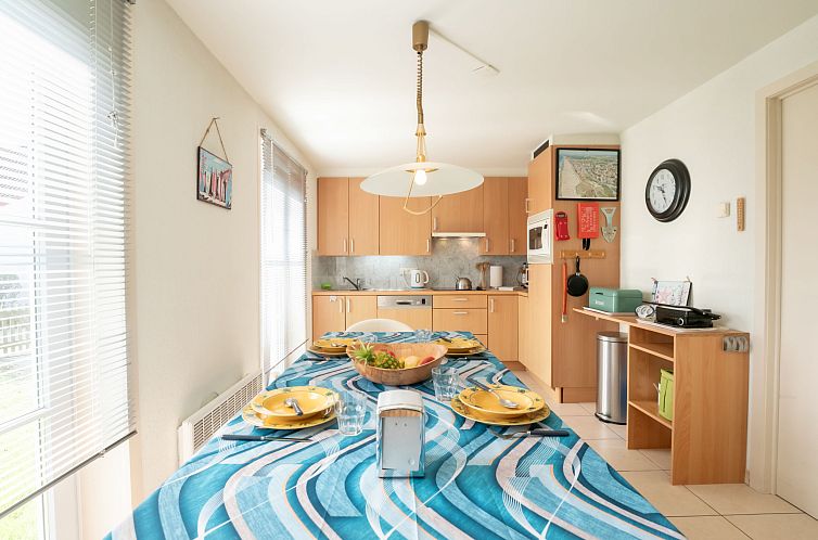 Vakantiehuis Vissershuis 92 with parking