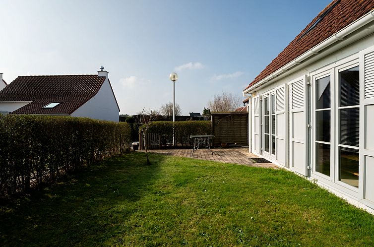 Vakantiehuis Vissershuis 92 with parking