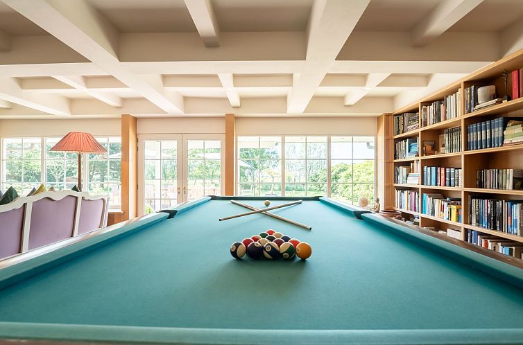 Vakantiehuis Villa Rosetree with sauna and pool table