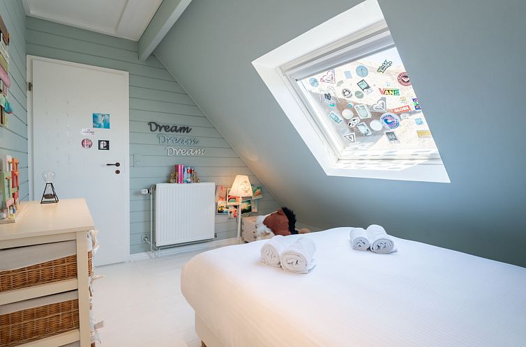 Vakantiehuis Villa Rosetree with sauna and pool table