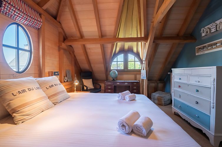 Vakantiehuis Villa Rosetree with sauna and pool table