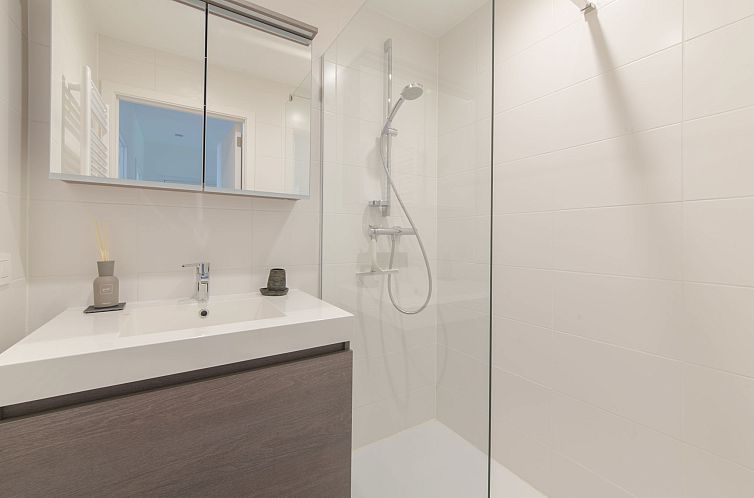 Appartement Duinenhof 18 with parking