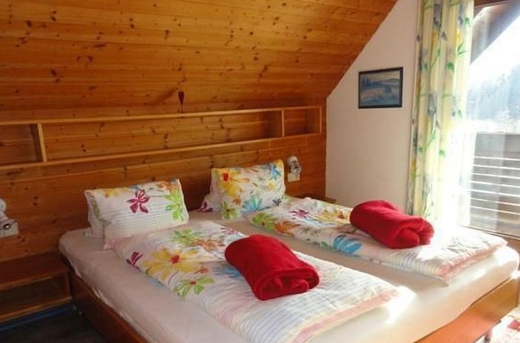 Appartement Wunderschöne Wohnung in Seeboden mit Großem Ga