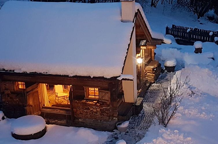 Guest house 1141508 - Holiday property Karnten - Vakantiehuis Romantikhütte