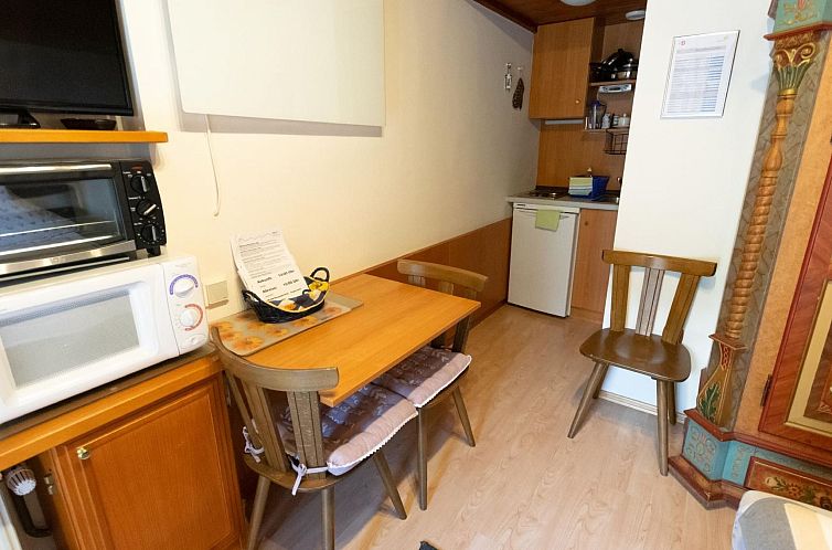 Appartement mit beheiztem Pool in Flattach