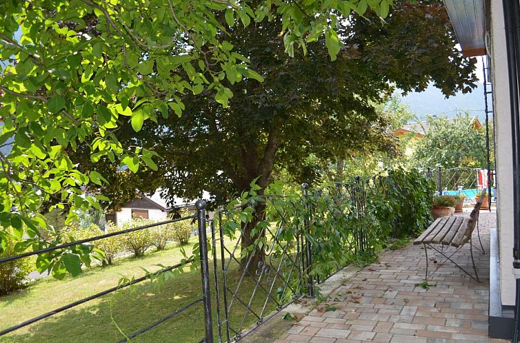Appartement mit beheiztem Pool in Flattach