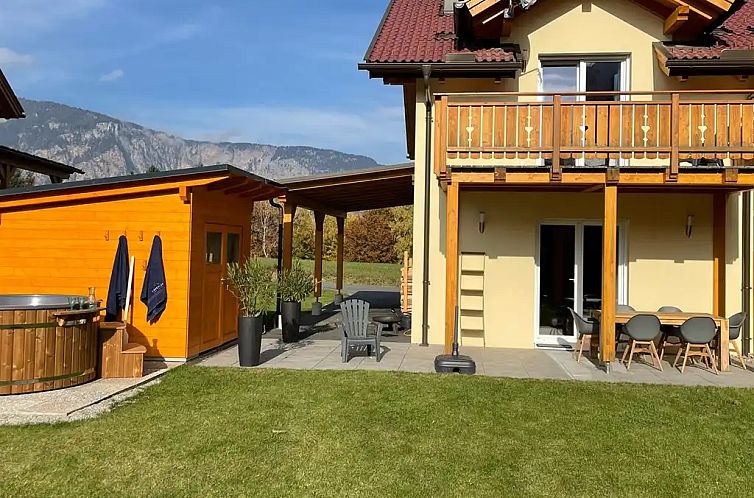 Guest house 11422012 - Holiday property Karnten - Hochalpenblick EVladen, Hottub &amp; BBQ