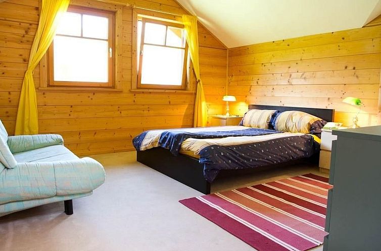 Vakantiehuis Komfortables Vollholzhaus in Fischertratten