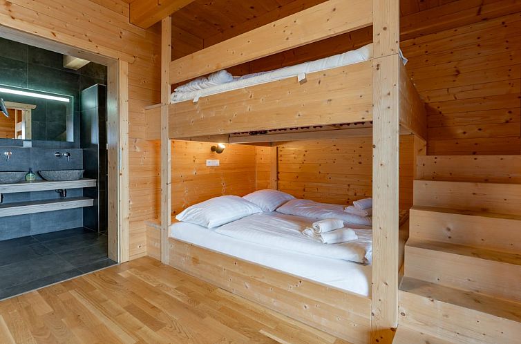 Alpina Lodge