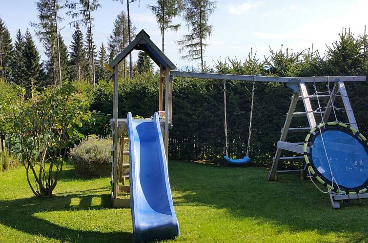 Vakantiehuis Knusperhäuschen Maria Nikolett in Wolfsberg