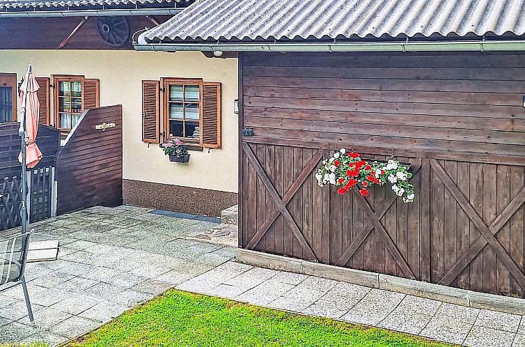 Vakantiehuis Tolles Ferienhaus mit Sauna und Whirlpool