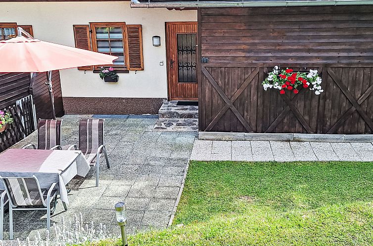 Vakantiehuis Tolles Ferienhaus mit Sauna und Whirlpool