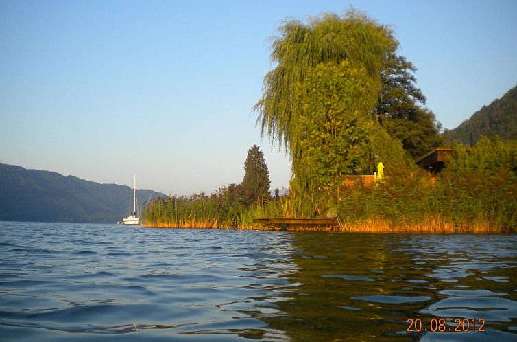 Vakantiehuis am Ossiacher See mit Garten