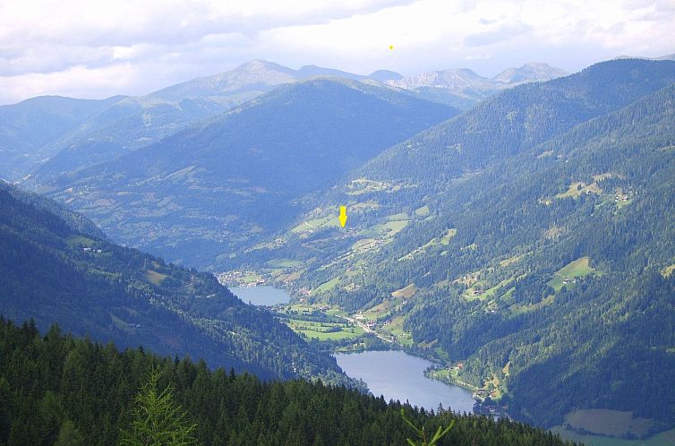 Appartement Ruhige Ferienwohnung in Feld am See