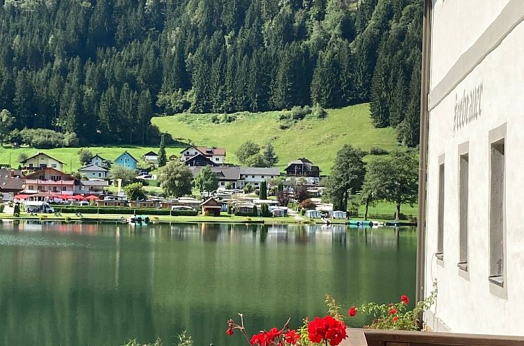 Appartement Wohnung mit Balkon und 2 Schlafzimmer