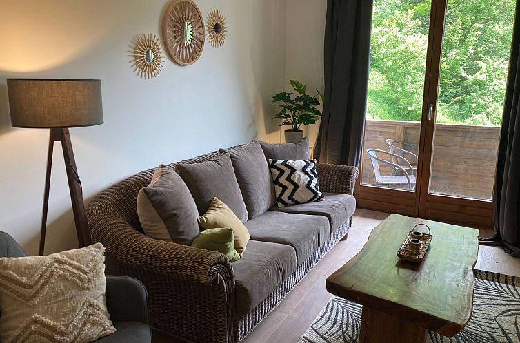 Appartement Wohnung mit Balkon und 2 Schlafzimmer