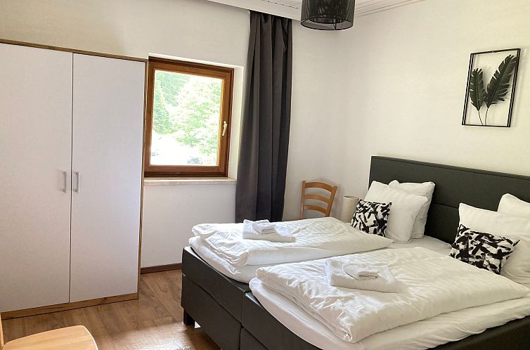 Appartement Wohnung mit Balkon und 2 Schlafzimmer