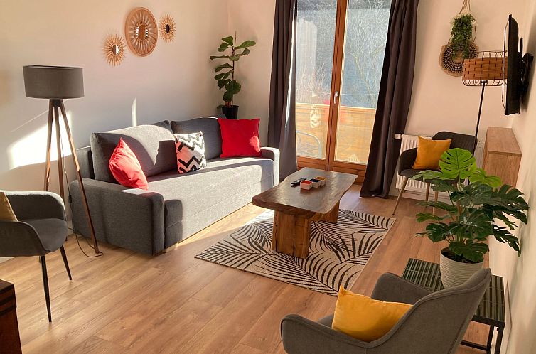Appartement Wohnung mit Balkon und 2 Schlafzimmer