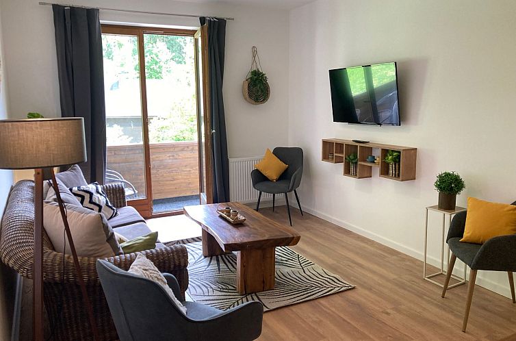Appartement Wohnung mit Balkon und 2 Schlafzimmer